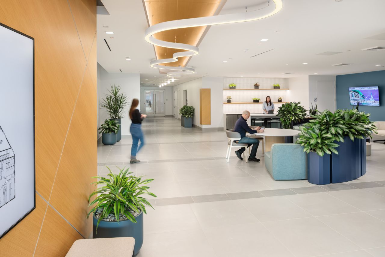 23 Elm Street lobby and tenant amenity space